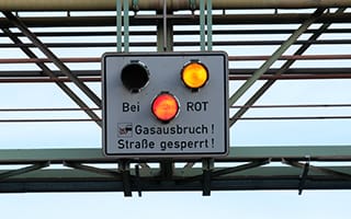 ../../img/11_Wenn-doch-was_passiert.jpg